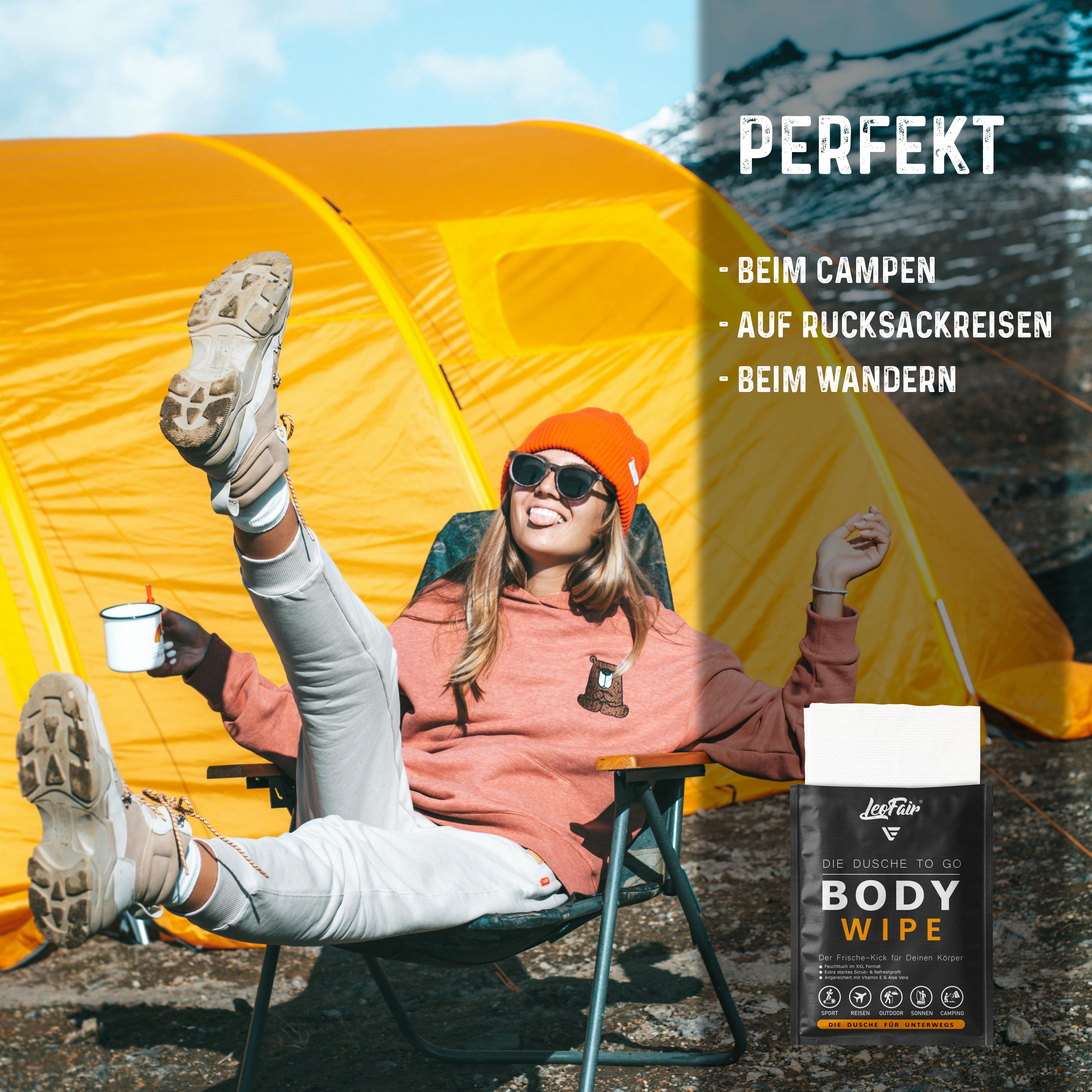 Frau entspannt vor dem Zelt beim Camping – Leofair Body Wipes als praktische Reinigungslösung für Camping, Rucksackreisen und Wanderungen